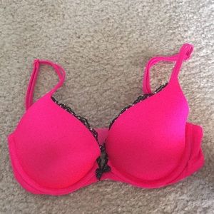 Victoria’s Secret Vey Sexy Push up Bra
